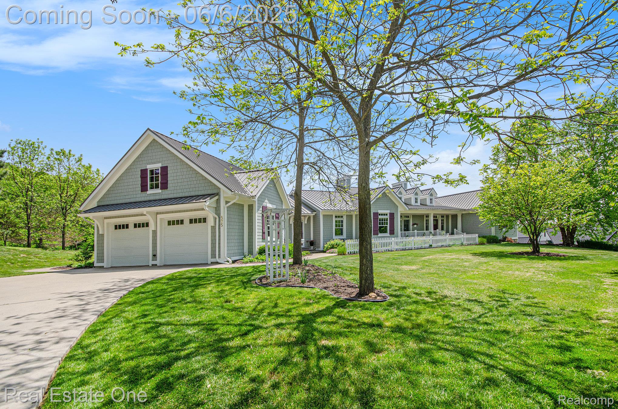 575 Tracy Lane