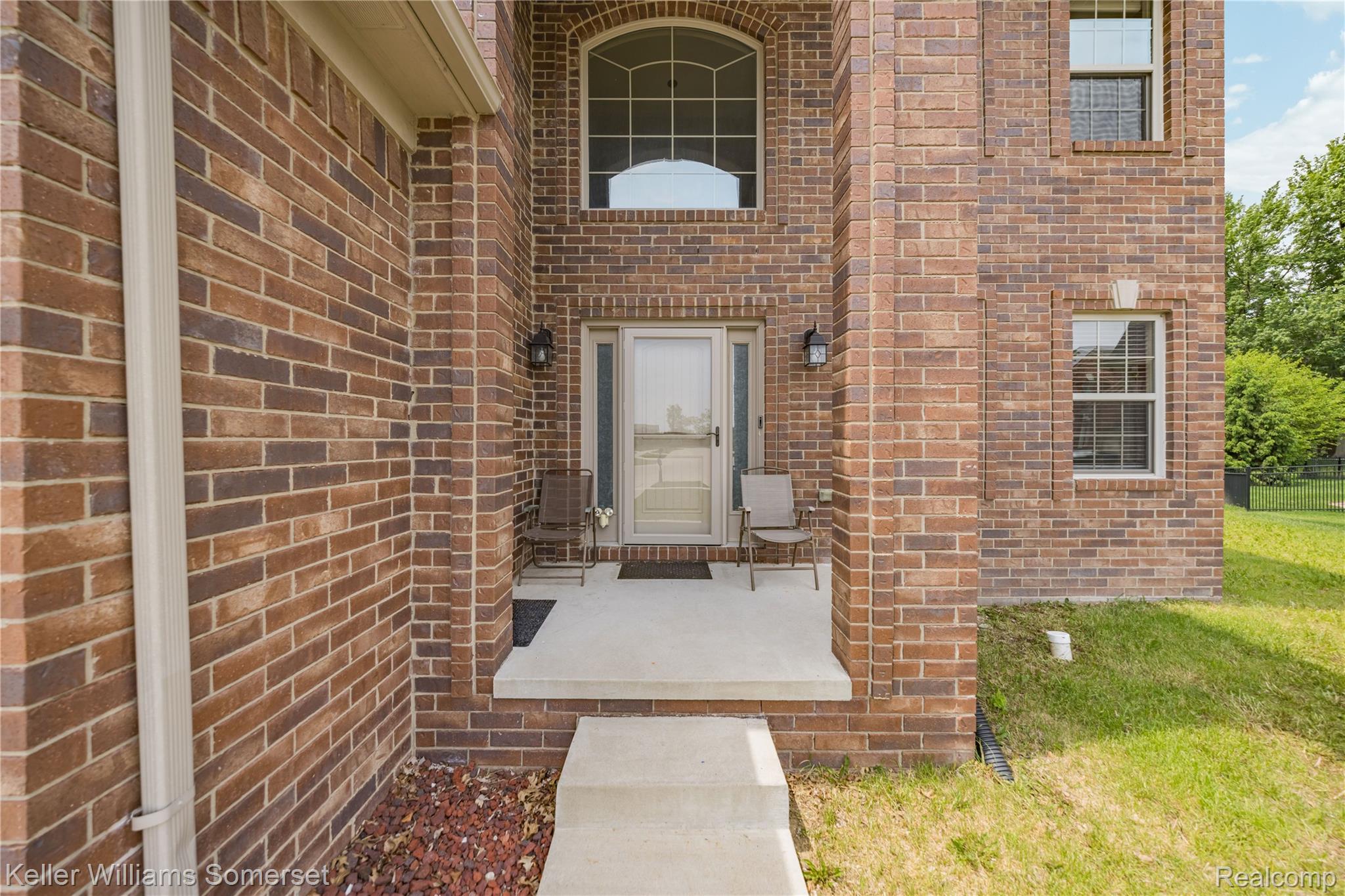 37505 Tamarack Drive