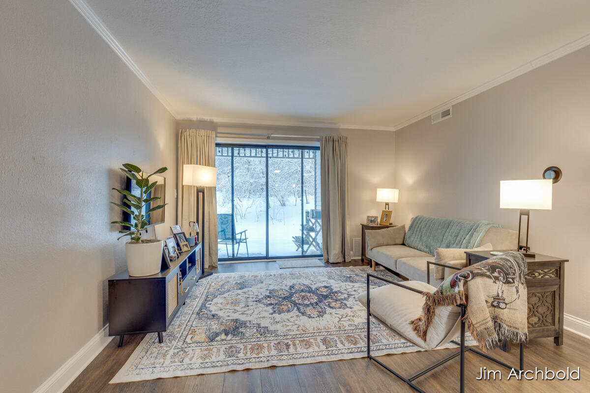 3368 Devonwood Hills Drive NE B