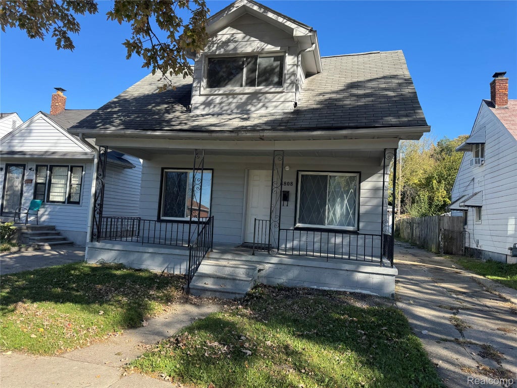 Photo of 6808 Heyden Street, Detroit City, MI 48228 (MLS # 20261085436)