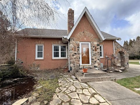 3194 S Vassar Road Burton City MI 48519