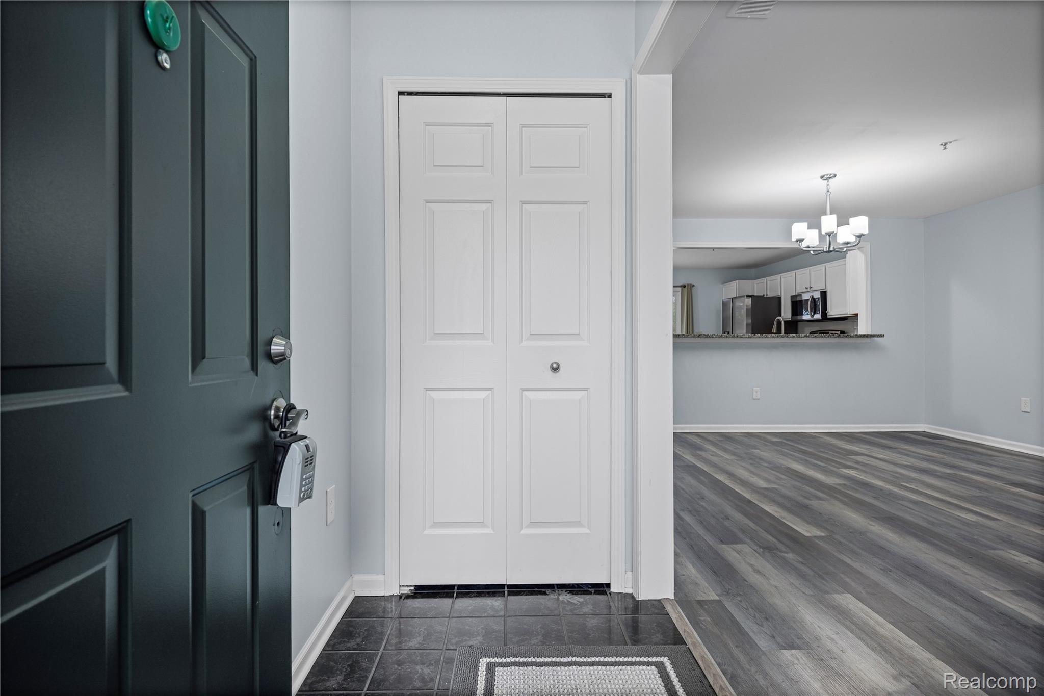 28139 Carlton Way Drive