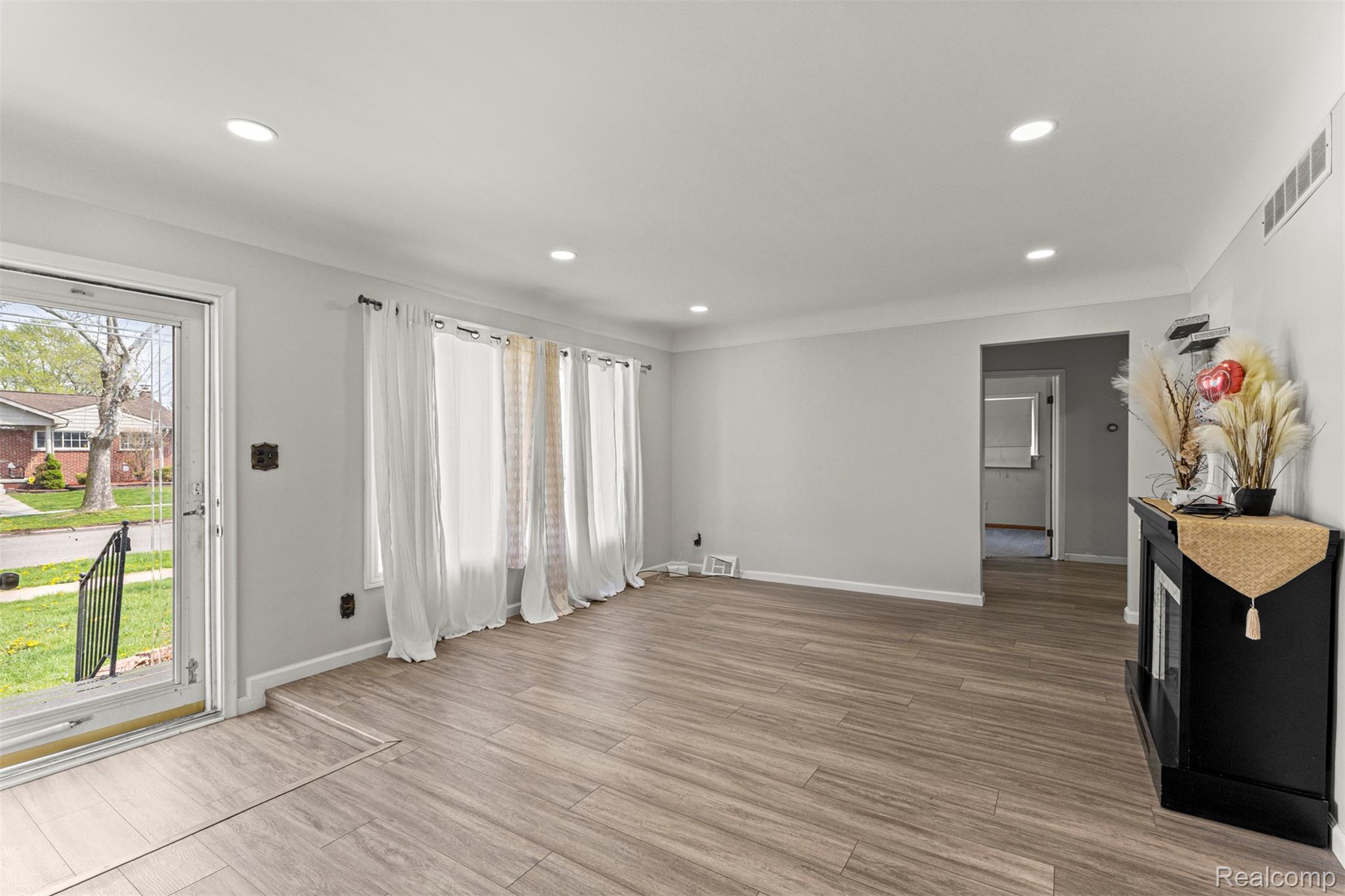 5755 Plainfield Street