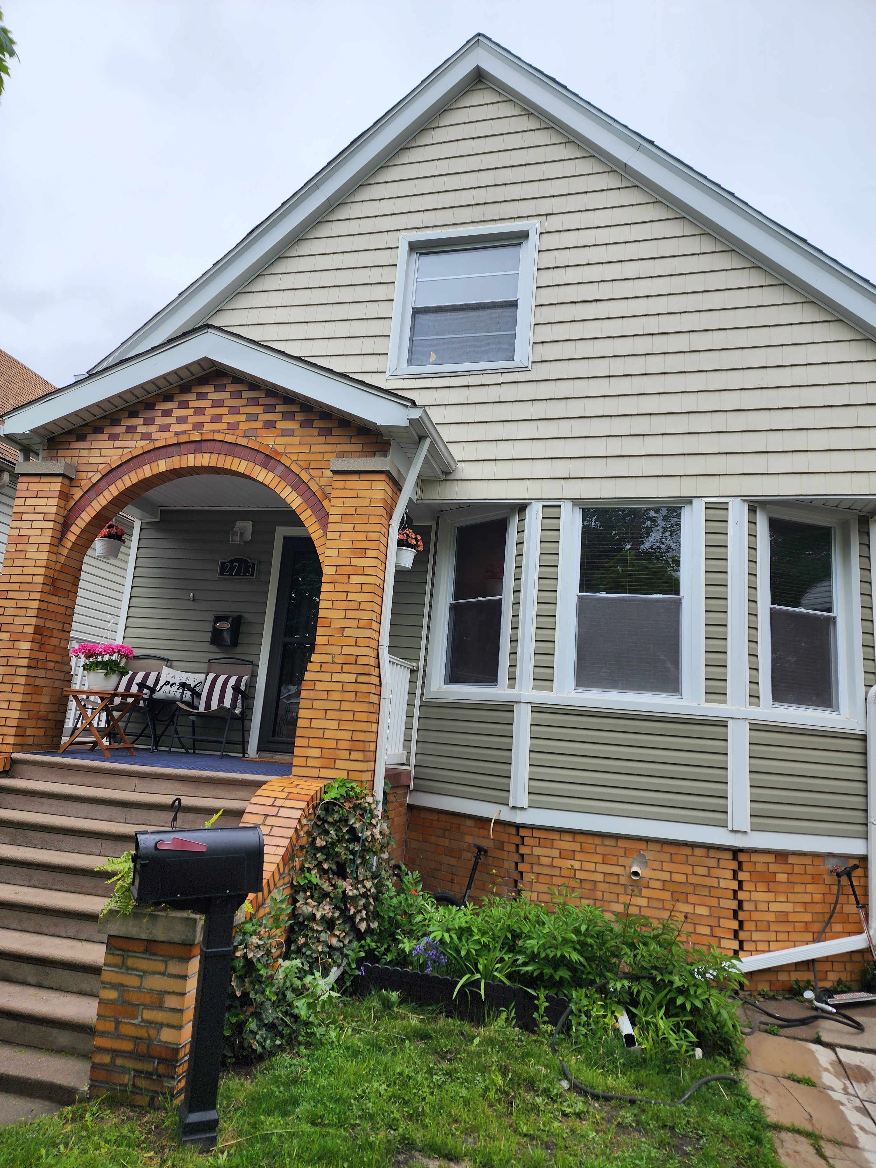 Listing image 1