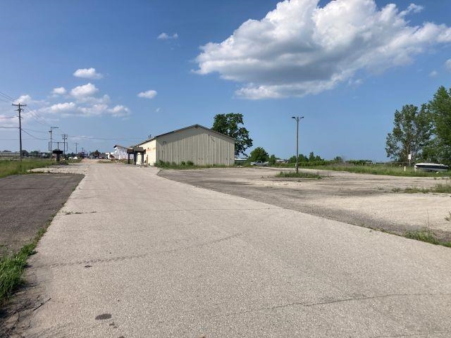 274 N US-31 S