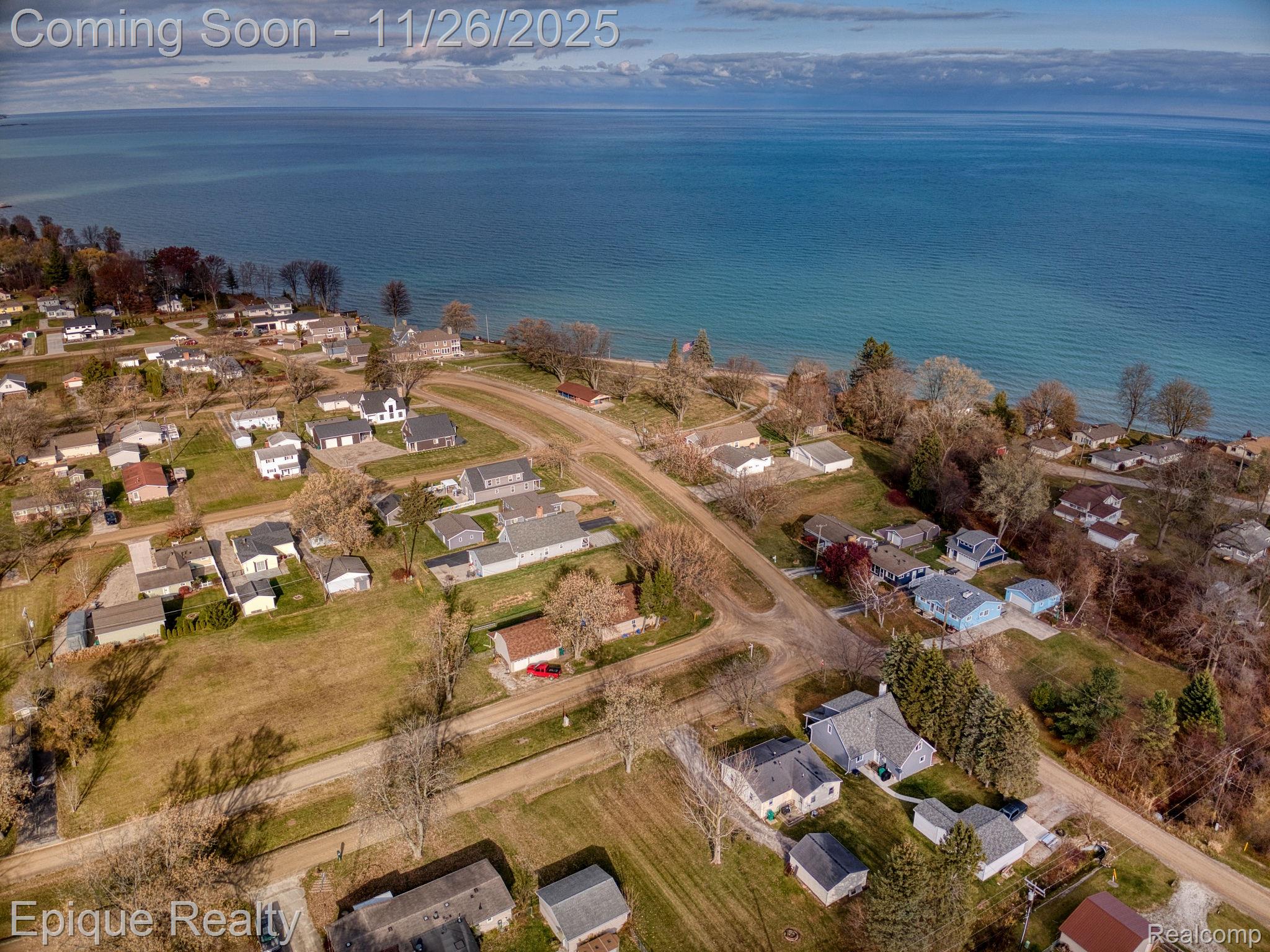 7520 Sunset Boulevard