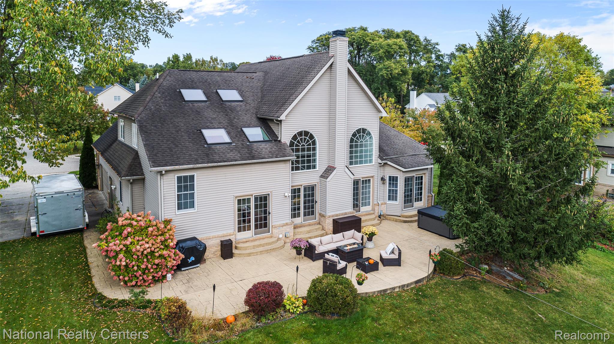 2077 Applebrook Drive