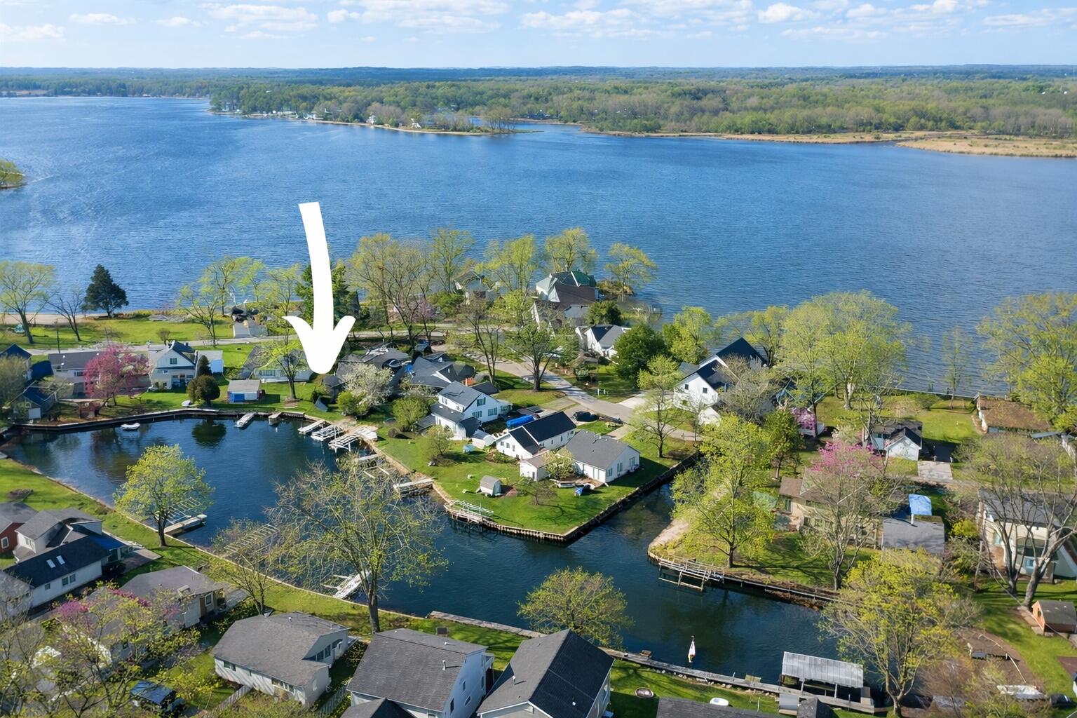 11637 Algonquin Drive