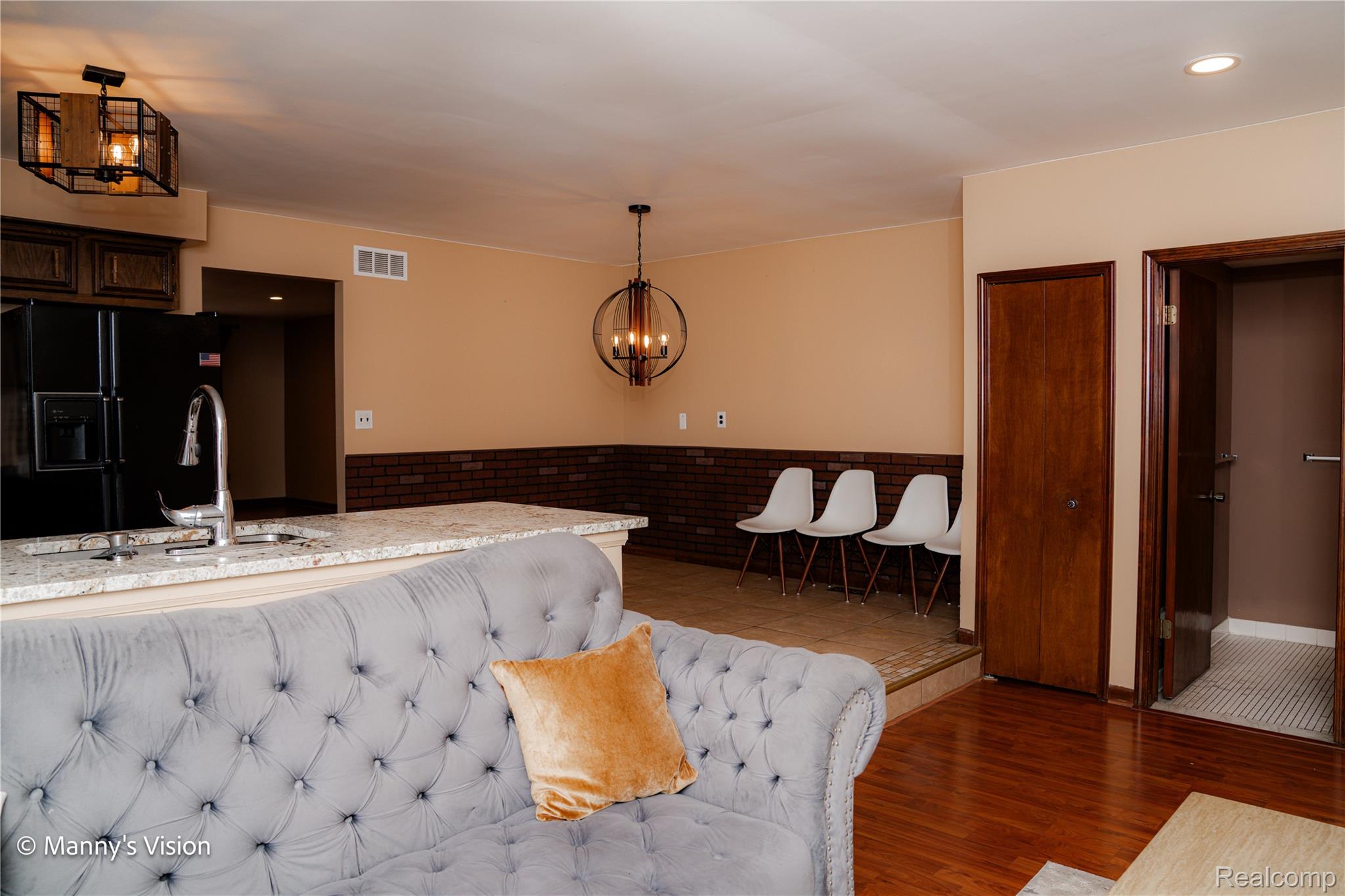 29226 Scarborough Drive