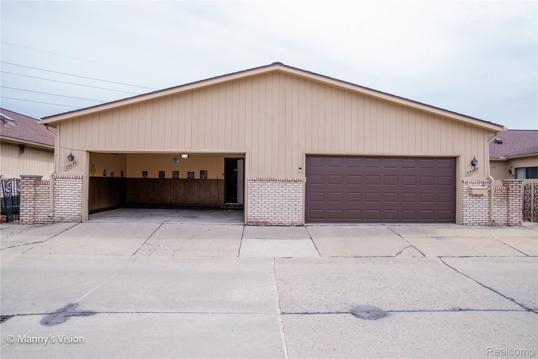 29226 Scarborough Drive