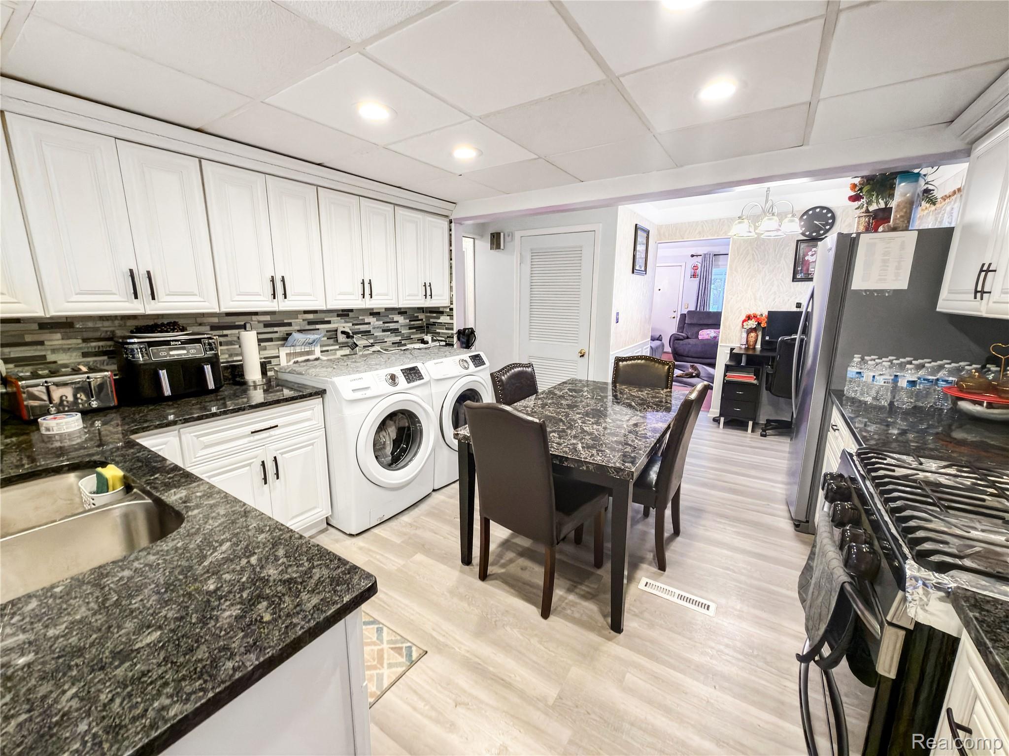 4710 Edgewood Street