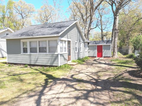 70 S Kensington Street Egelston Township Muskegon MI 49442