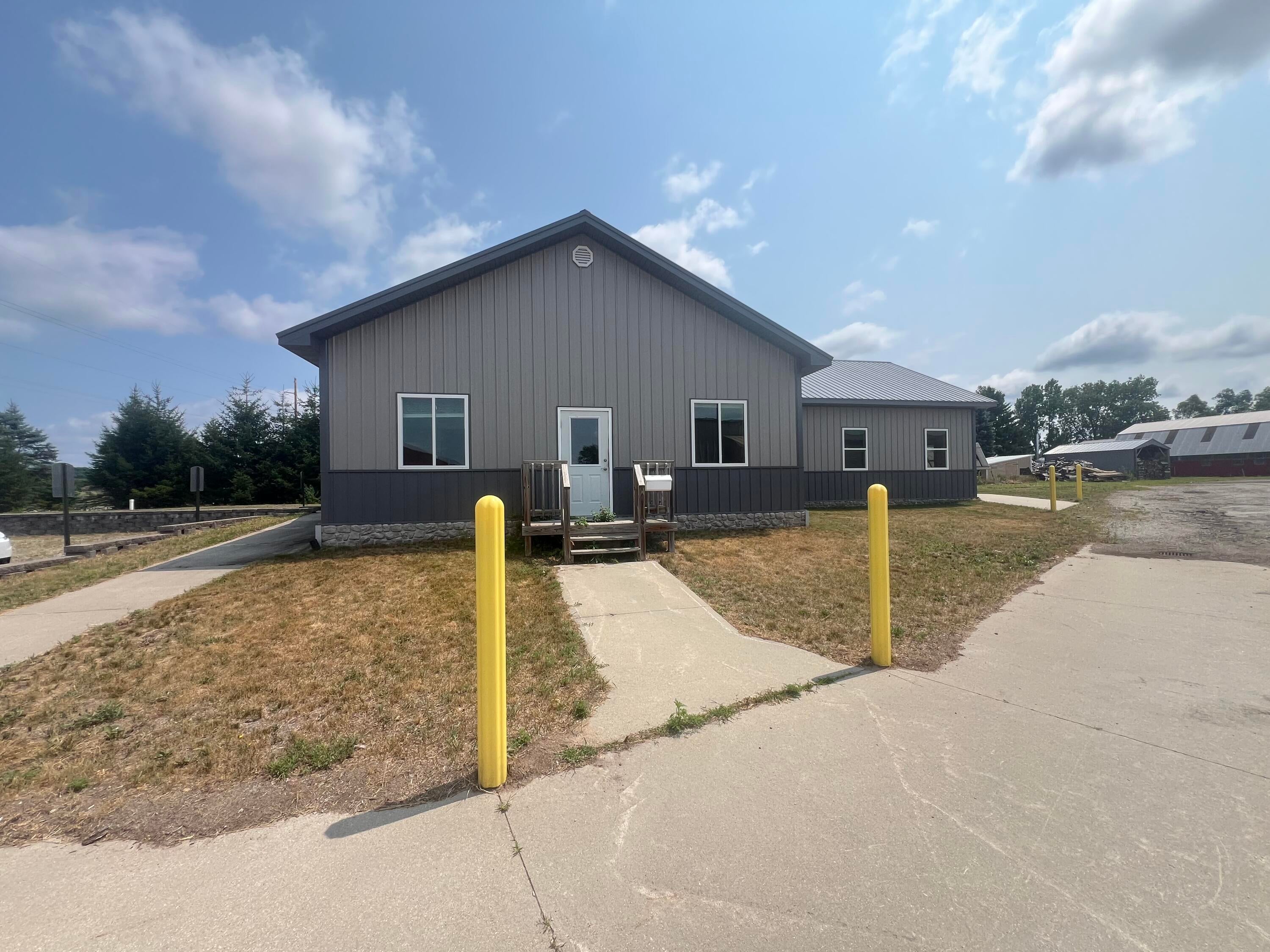 3832 W 72nd Street