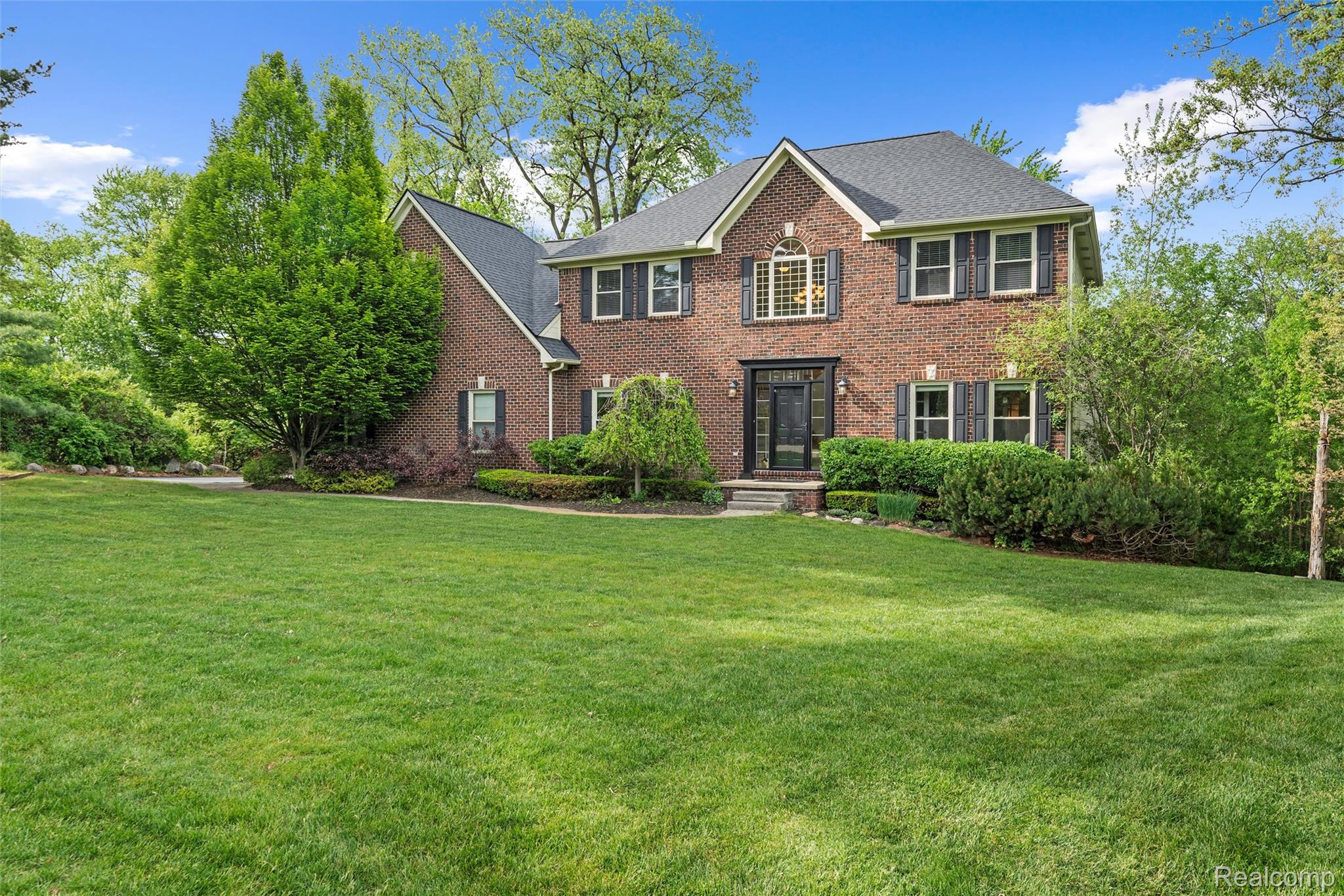 10099 Fernbrooke Drive