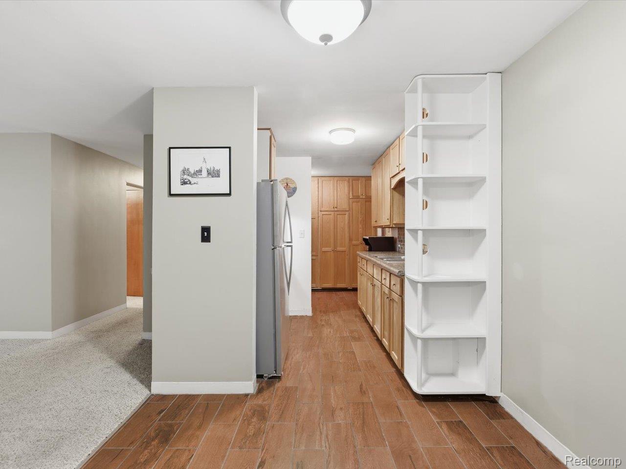 Port Huron, Michigan 48060, United States, 3 Bedrooms Bedrooms, ,2 BathroomsBathrooms,Residential,Pending,248809