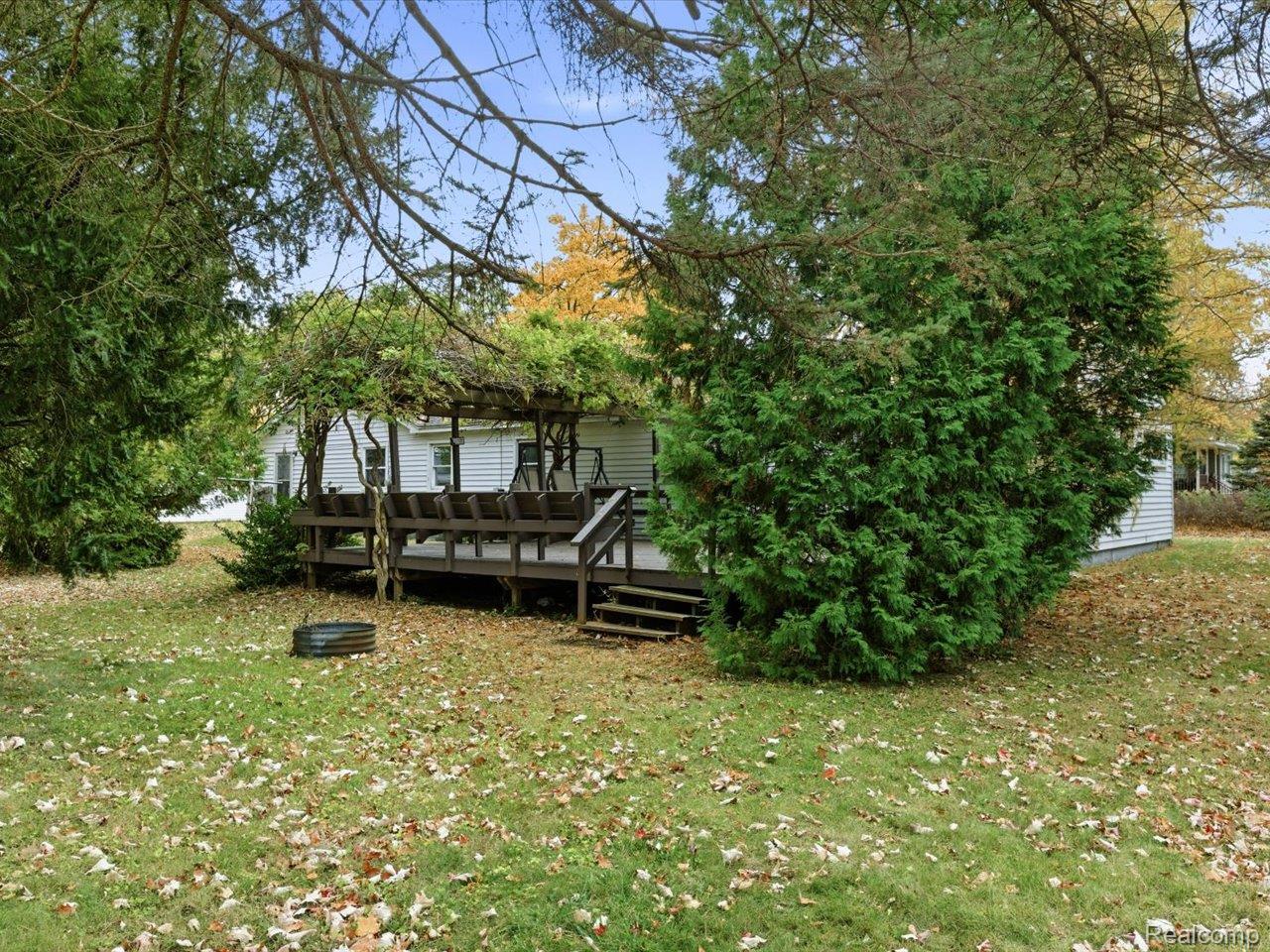 Port Huron, Michigan 48060, United States, 3 Bedrooms Bedrooms, ,2 BathroomsBathrooms,Residential,Pending,248809