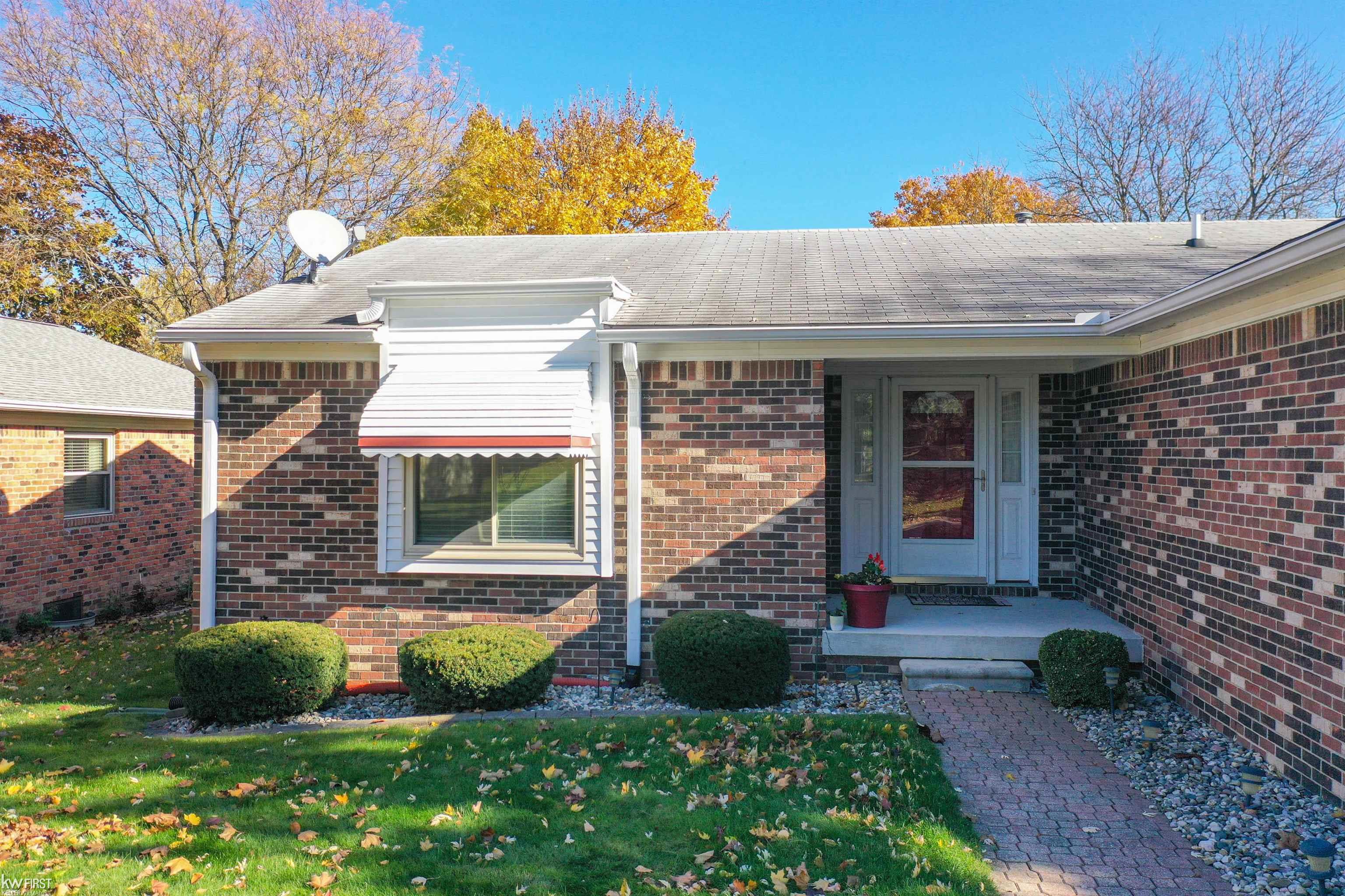 446 Sandehurst Drive