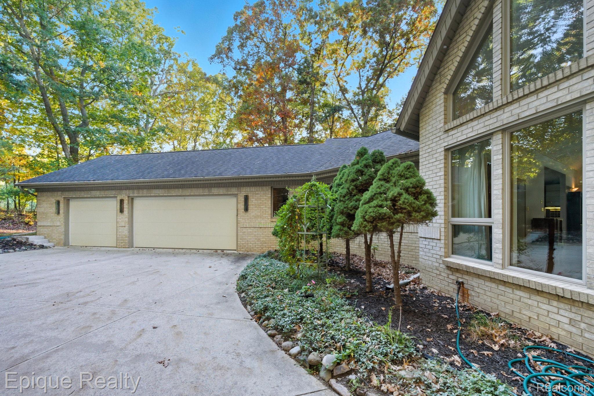 2670 Spring Grove Drive