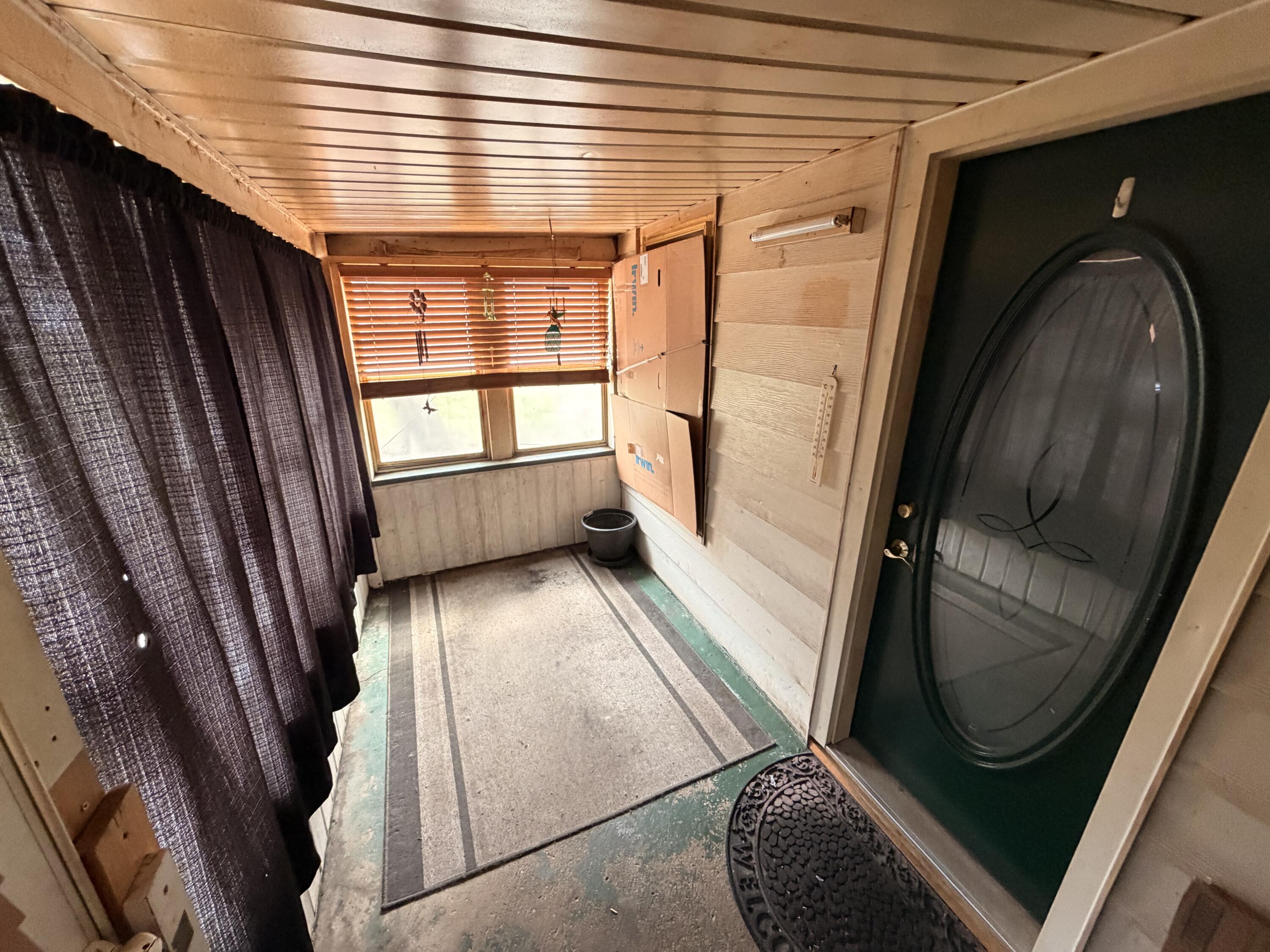 1138 Mckinley Court SE