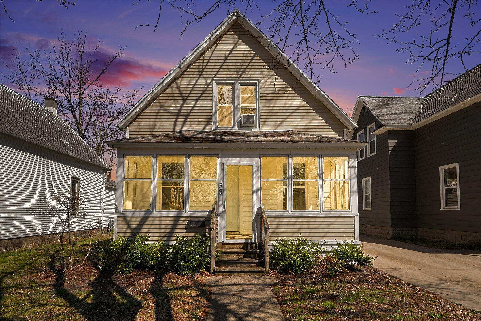 35 E 17th Street