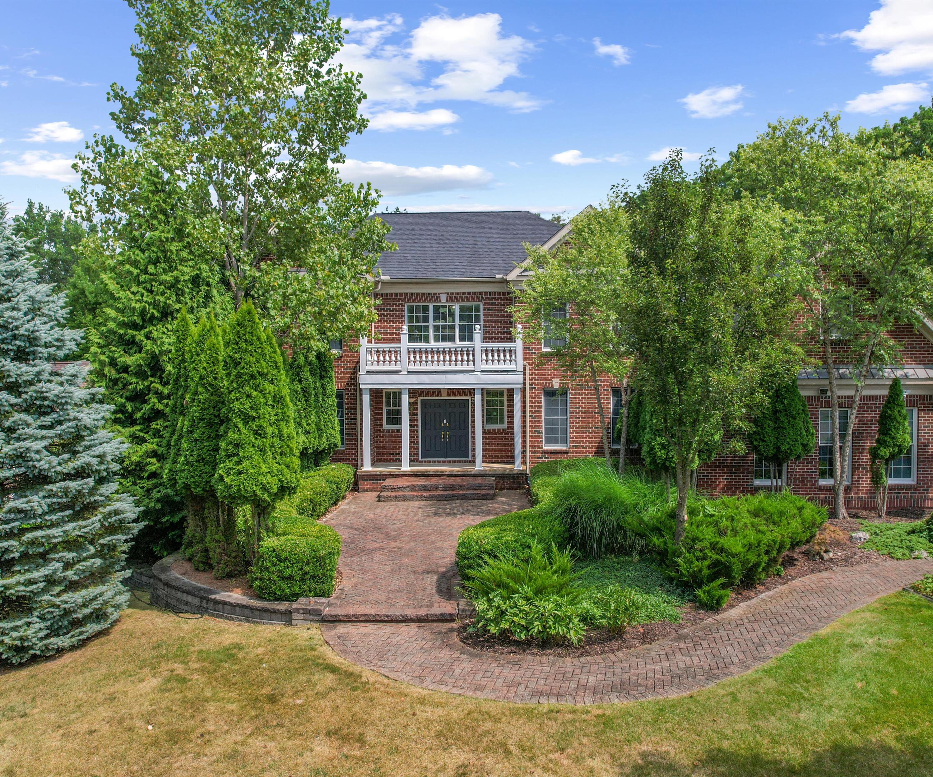 2086 Autumn Hill Drive