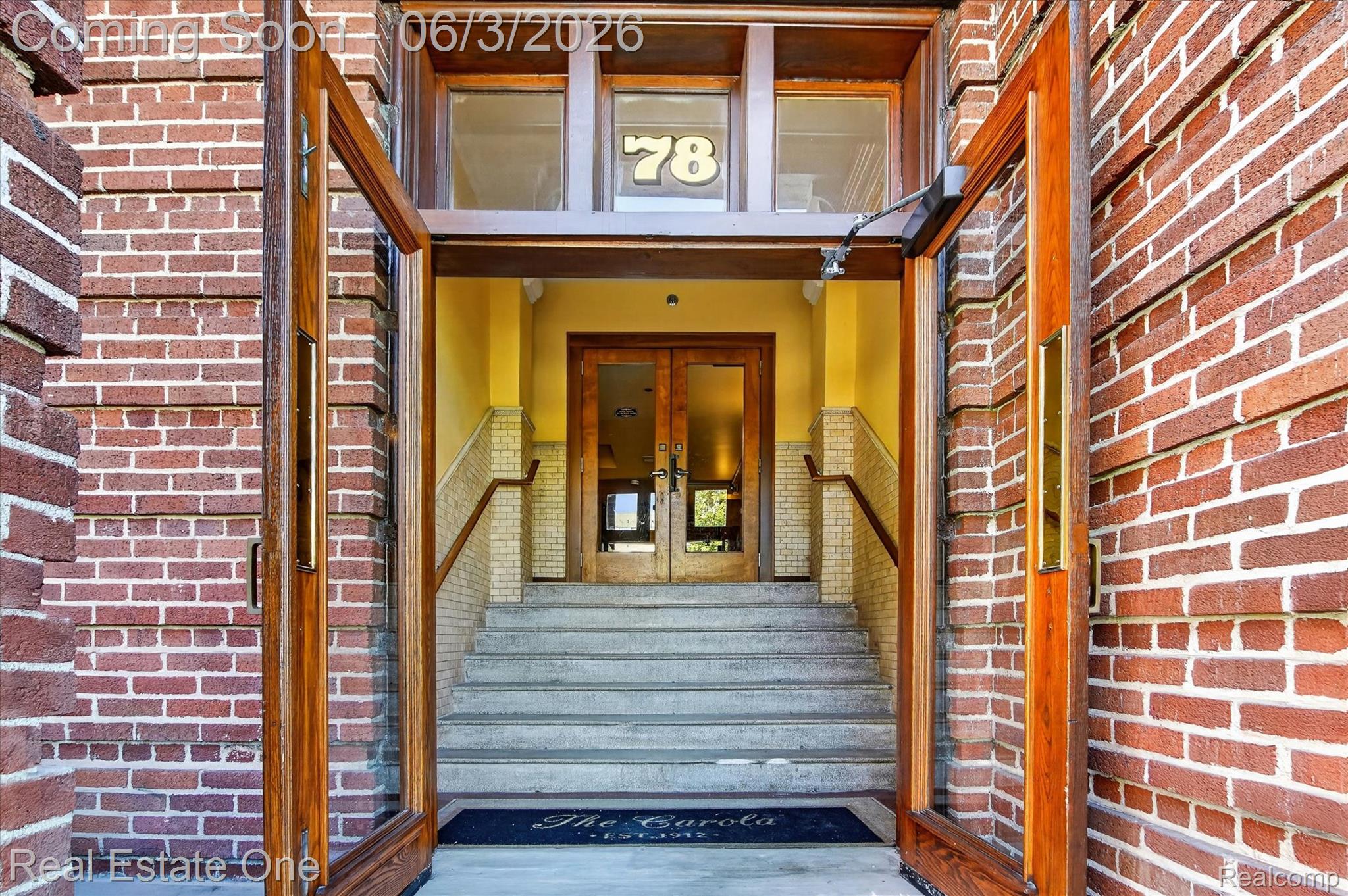 78 Watson Street 8