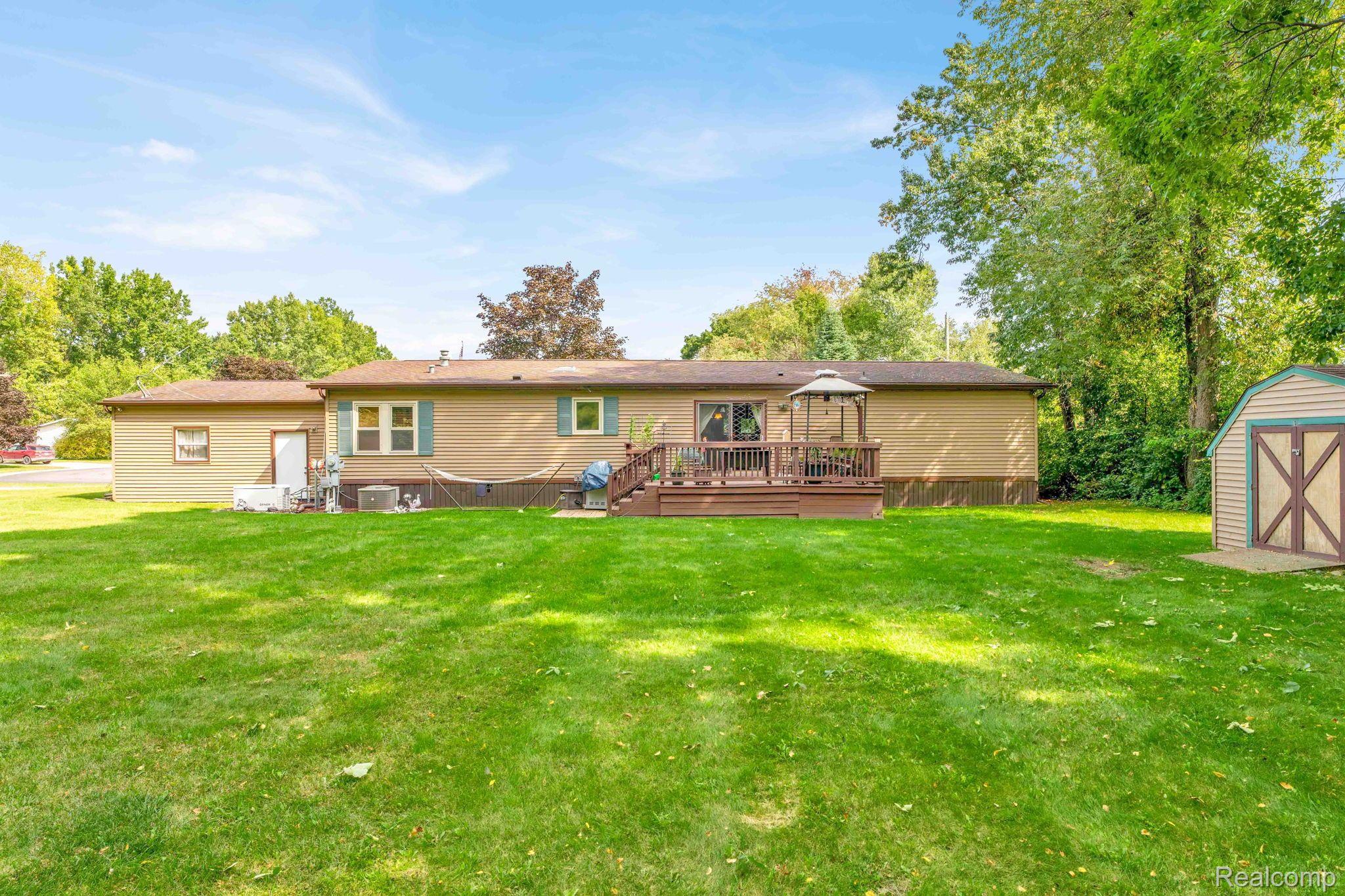 Brandon Township, Michigan 48348, United States, 3 Bedrooms Bedrooms, ,2 BathroomsBathrooms,Residential,Pending,69222