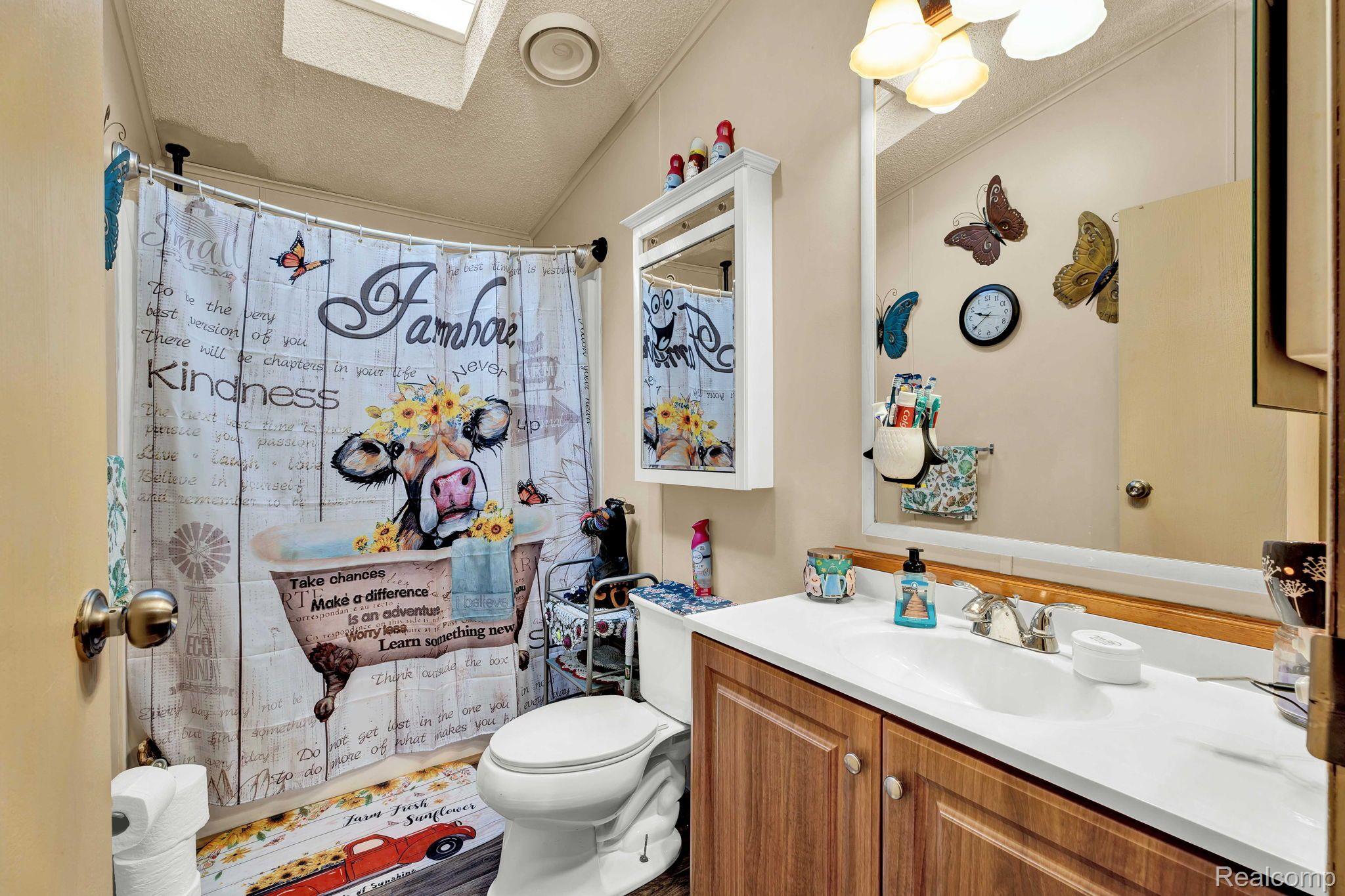 Brandon Township, Michigan 48348, United States, 3 Bedrooms Bedrooms, ,2 BathroomsBathrooms,Residential,Pending,69222