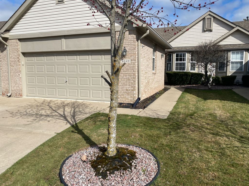 listing image 0
