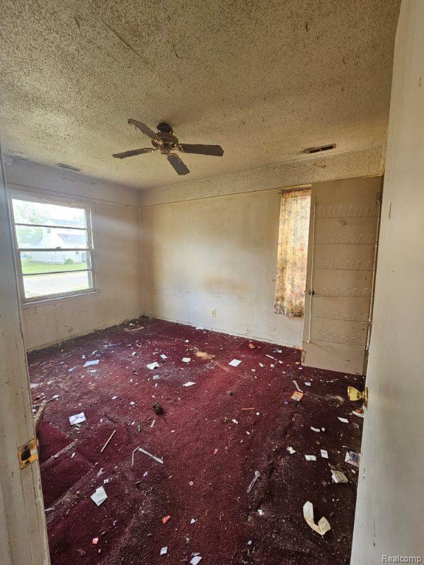 13876 Hendricks Avenue