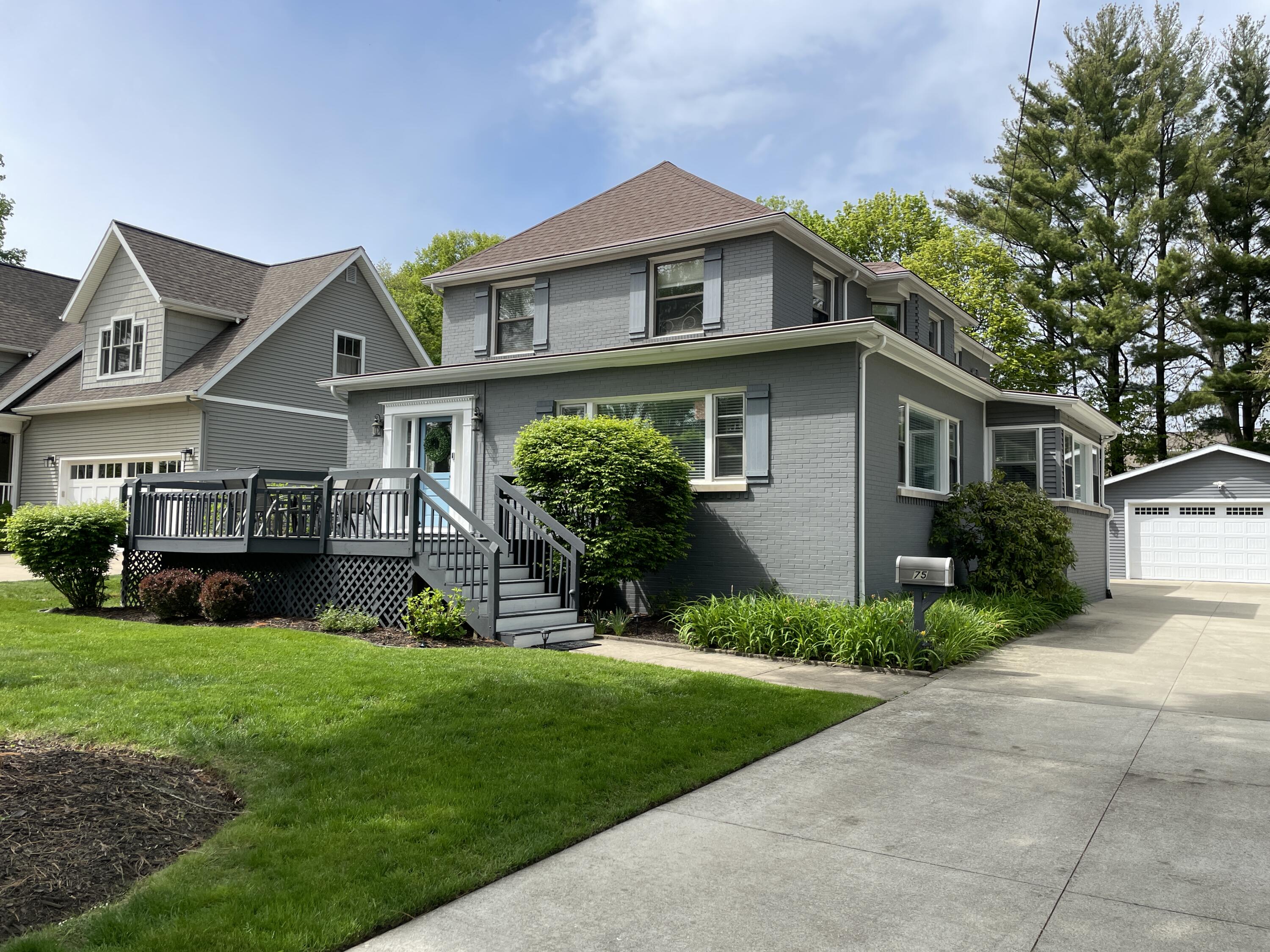 75 Elkenburg Street