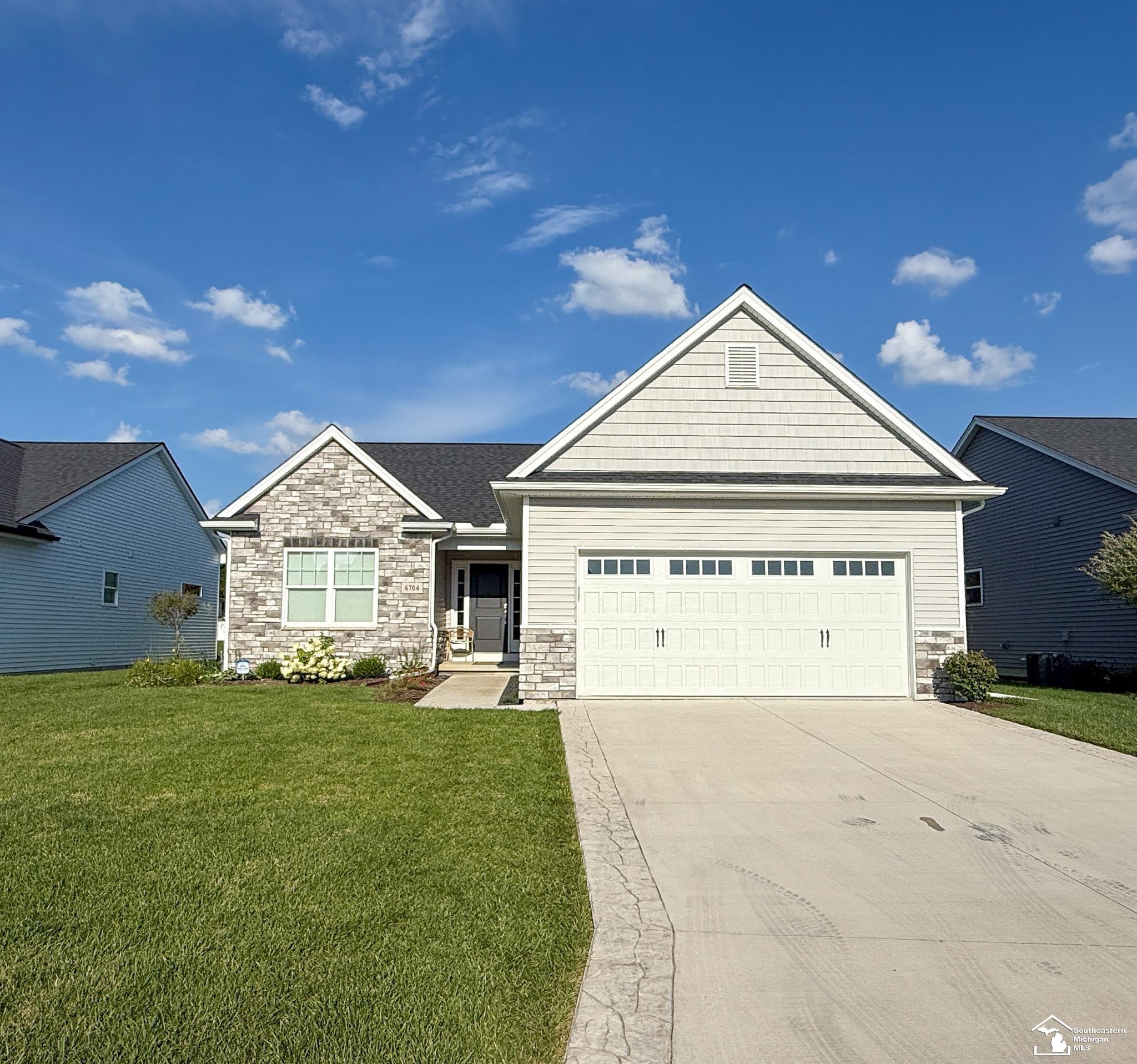 6704 Summerlyn Lakes Drive