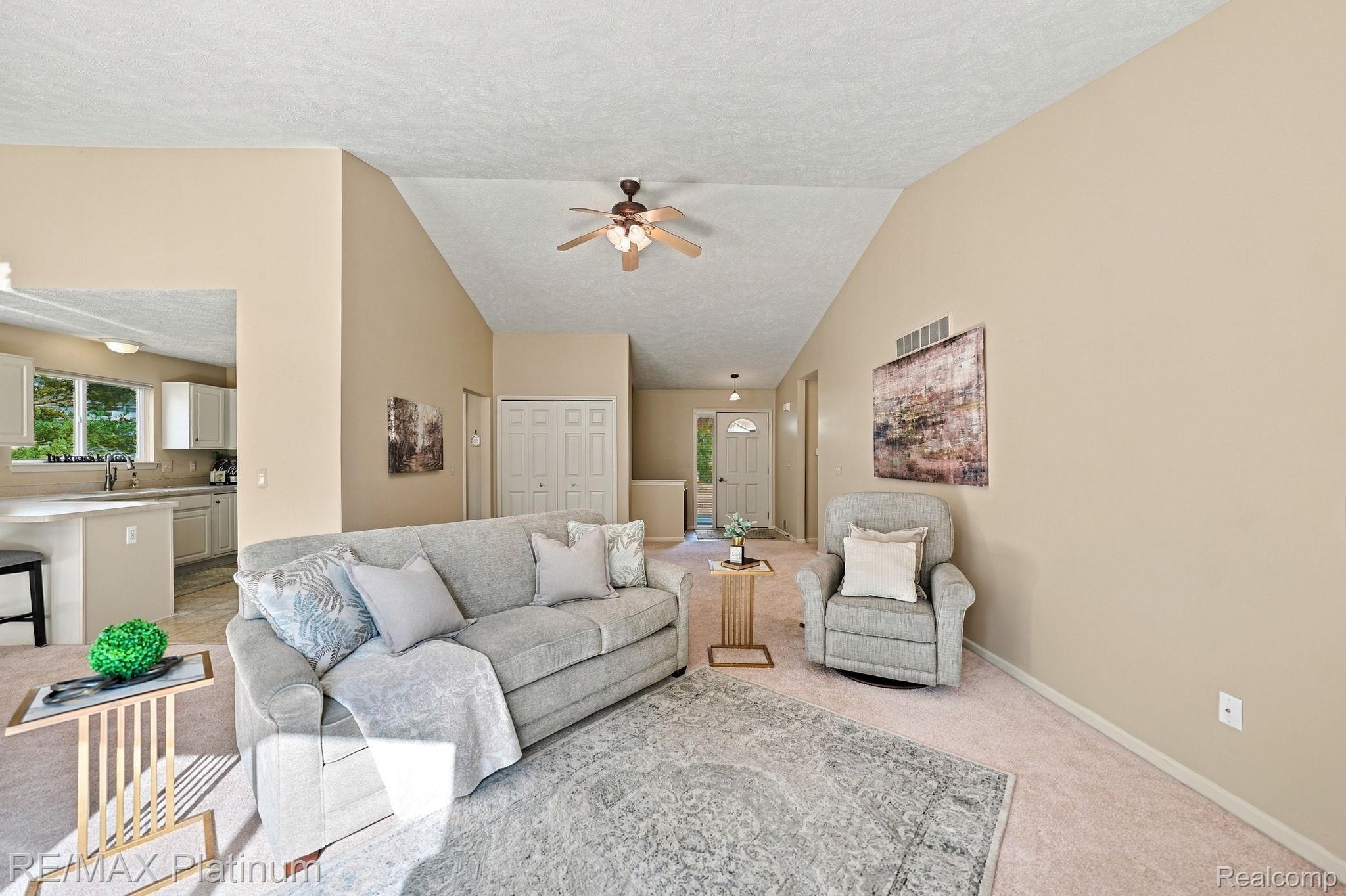 1027 Spirea Drive