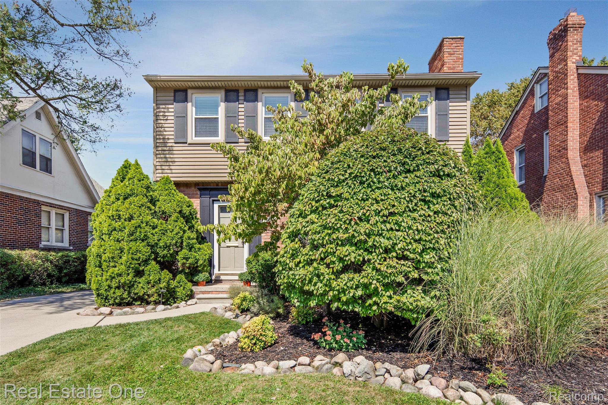 1630 W 12 Mile Road