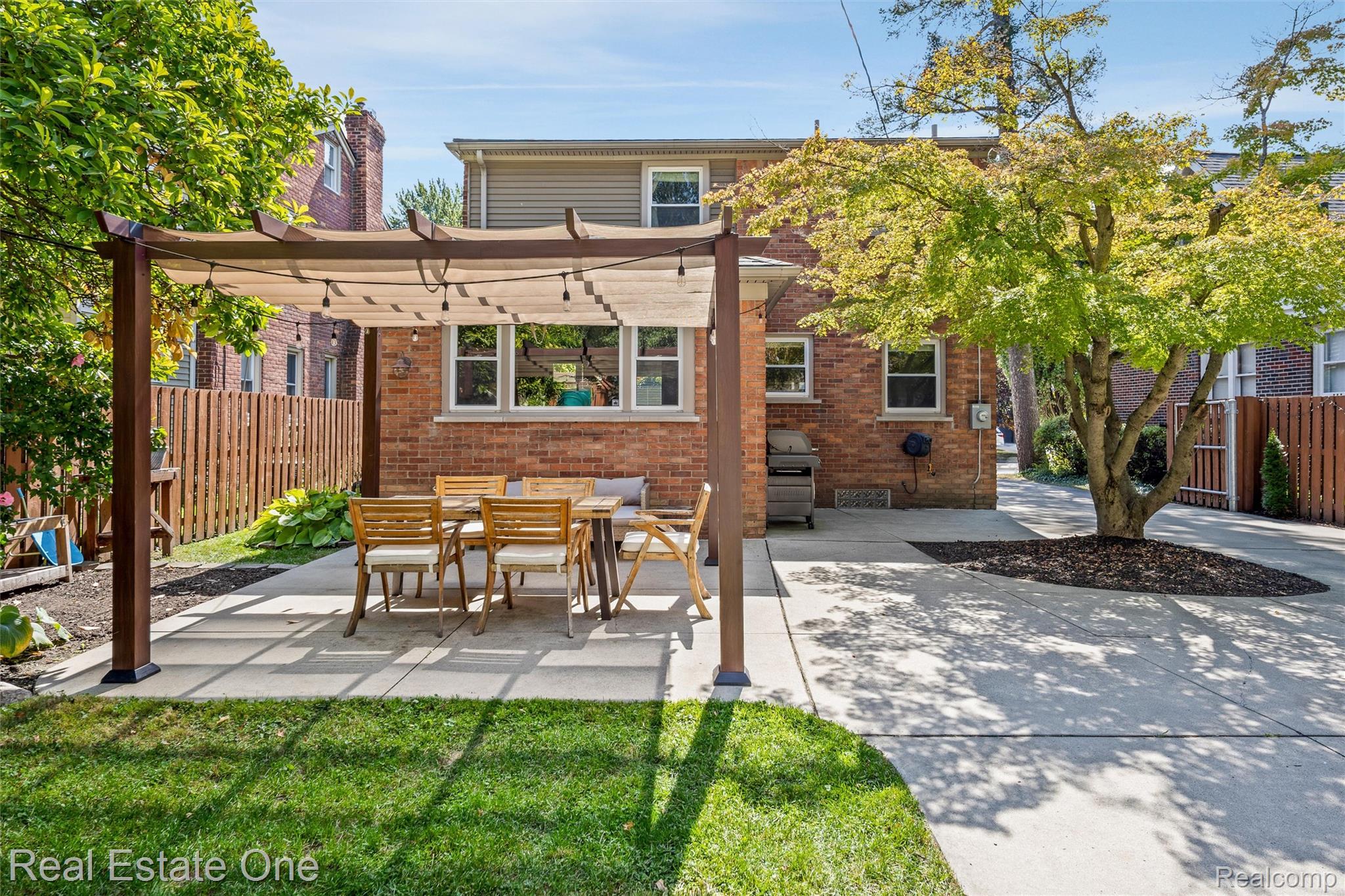 1630 W 12 Mile Road