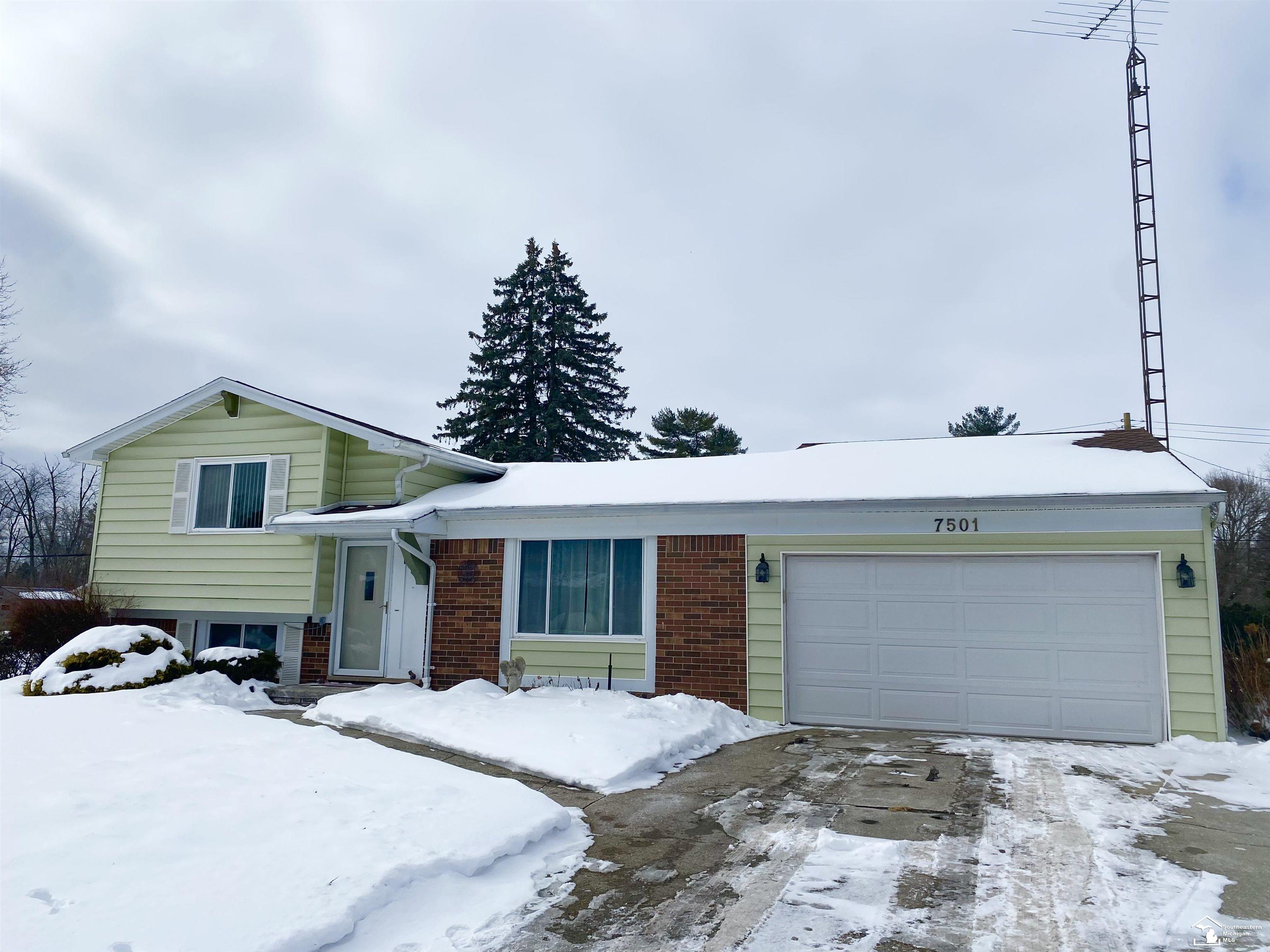 7501 Nottingham Drive