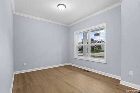 Tiny photo for 6072 Woodridge Lane, Grand Blanc Charter Township, MI 48439 (MLS # 20261085136)