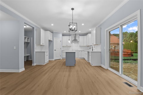 Tiny photo for 6072 Woodridge Lane, Grand Blanc Charter Township, MI 48439 (MLS # 20261085136)