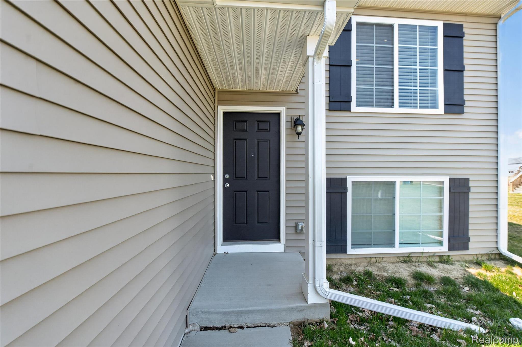 7154 Timberline Drive