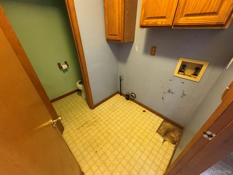 Tiny photo for 295 Oriole Street, Lapeer City, MI 48446 (MLS # 20261010309)