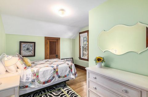 Tiny photo for 401 Berkley Avenue, Ann Arbor, MI 48103 (MLS # 81025056031)