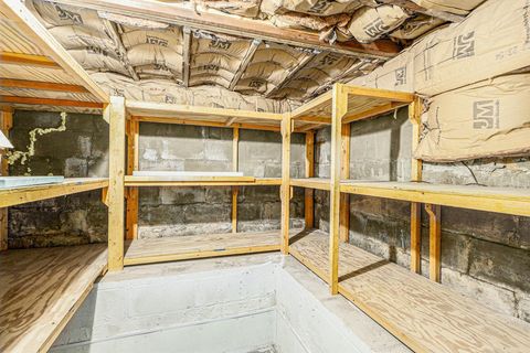 Tiny photo for 401 Berkley Avenue, Ann Arbor, MI 48103 (MLS # 81025056031)