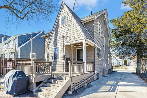 Tiny photo for 401 Berkley Avenue, Ann Arbor, MI 48103 (MLS # 81025056031)