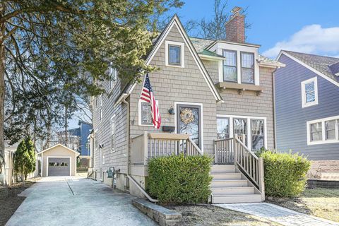 Tiny photo for 401 Berkley Avenue, Ann Arbor, MI 48103 (MLS # 81025056031)