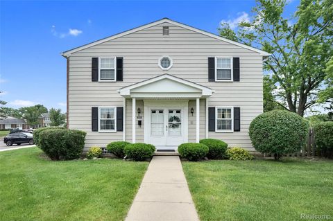 19931 Schoolhouse Court Northville City MI 48167