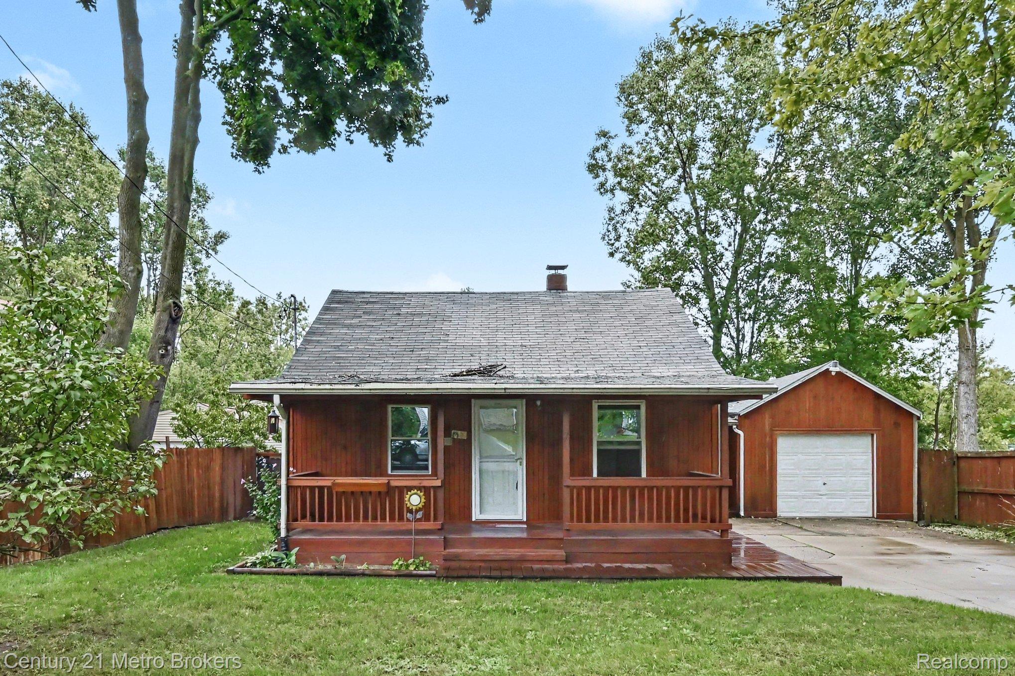 3222 Comer Drive