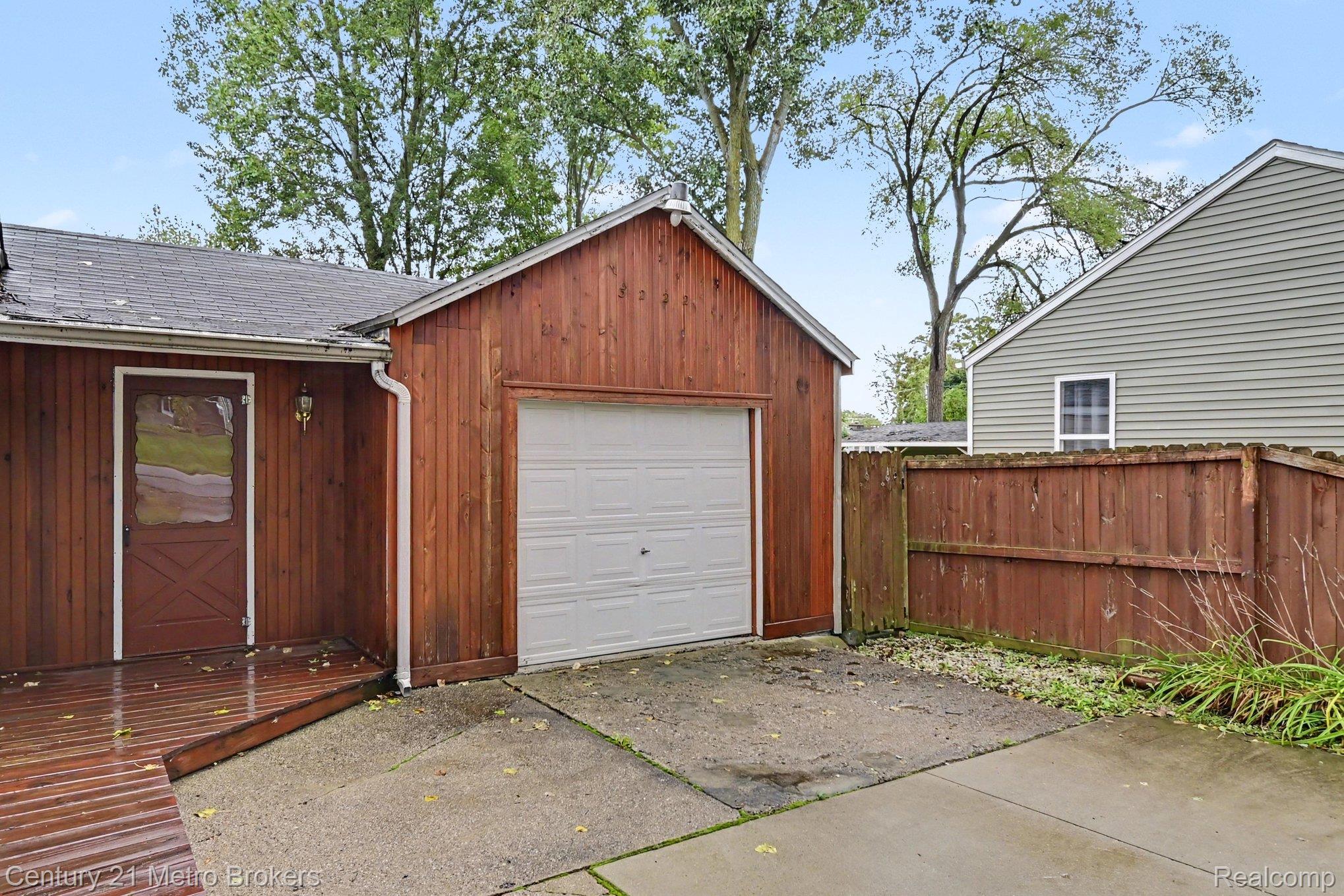 3222 Comer Drive