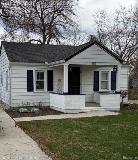 1111 Vermont Drive Oakland Charter Township MI 48083