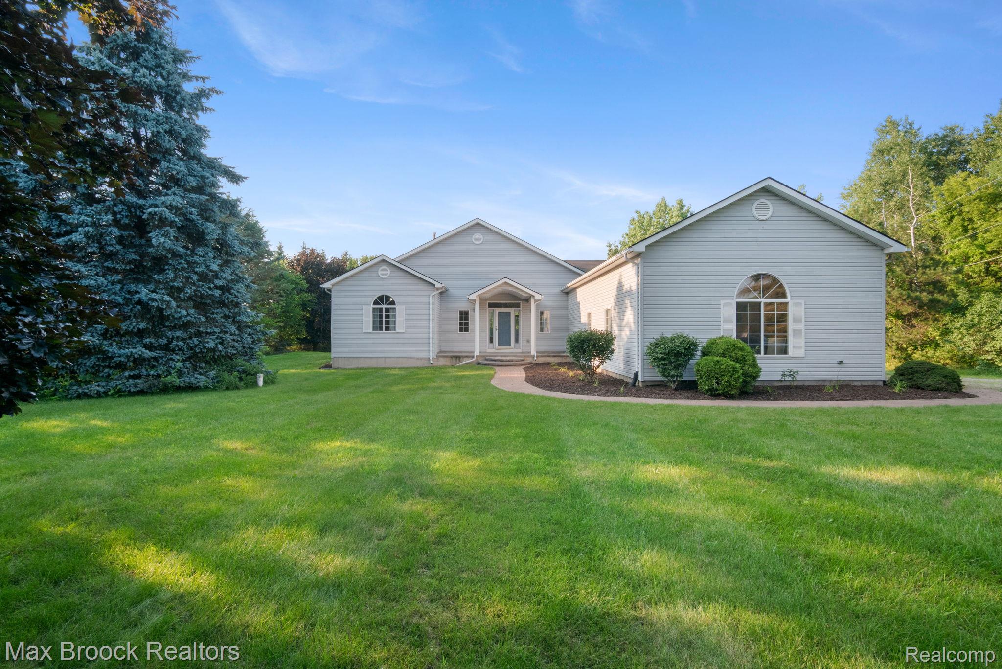 2165 Oakwood Road