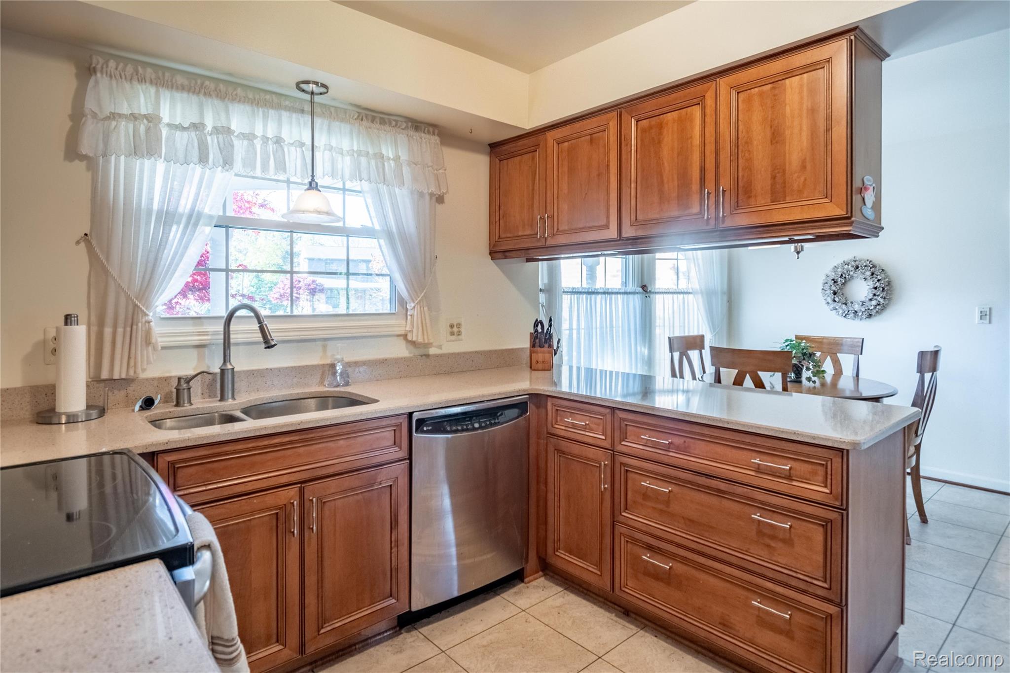 46048 Quail Ridge Drive